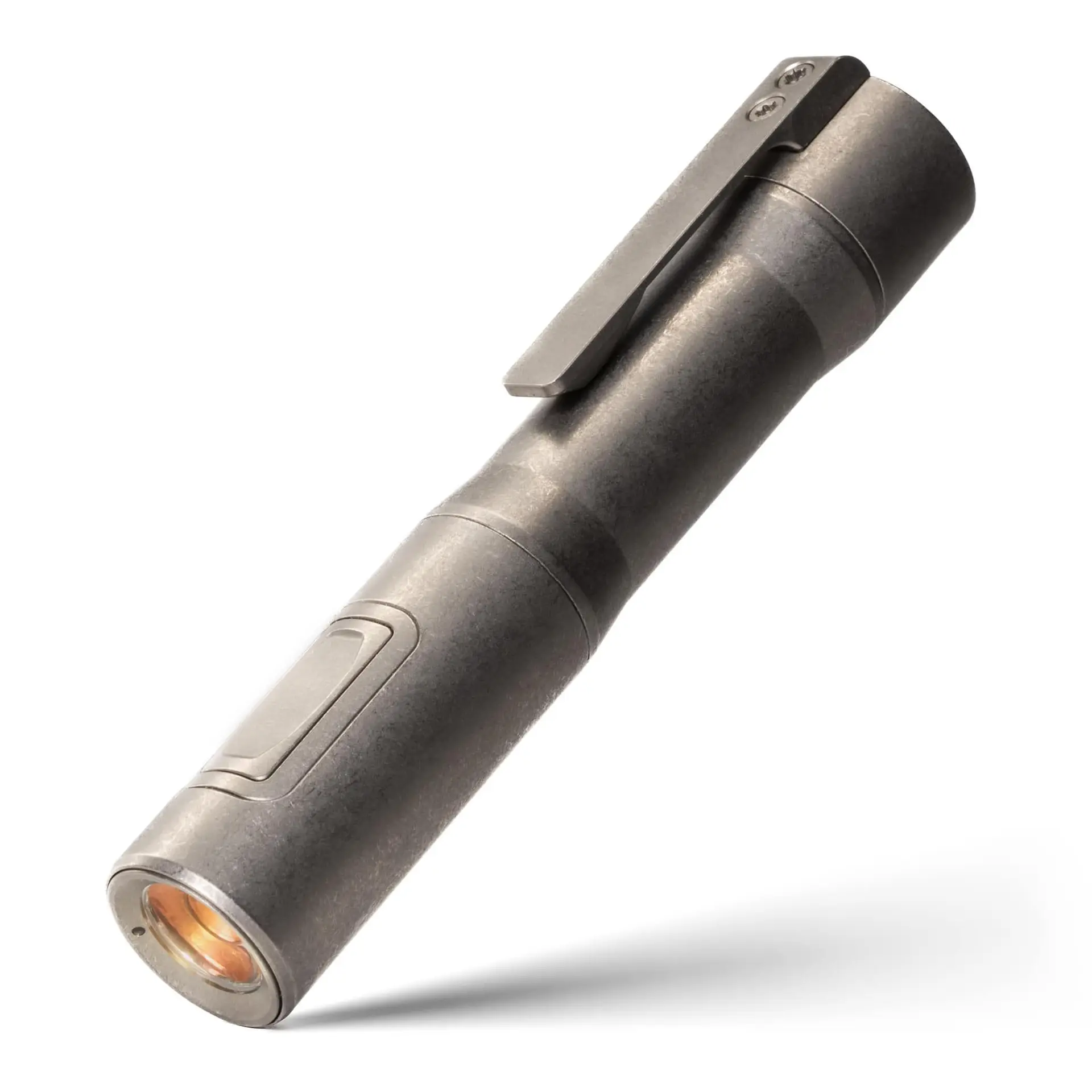 RAMPANT™ R4 EDC Flashlight (Stonewashed 6AL-4V Titanium + Copper Pill) 1100+ LUMENS SFT40