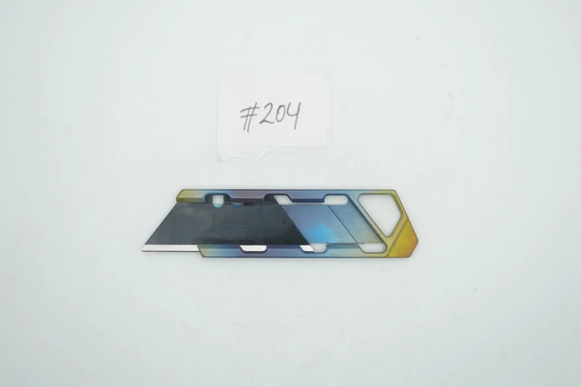 BUILD #204 Condition 9/10 — RARE V1 TiRant RAZOR-M – Custom Electro ANO Fade