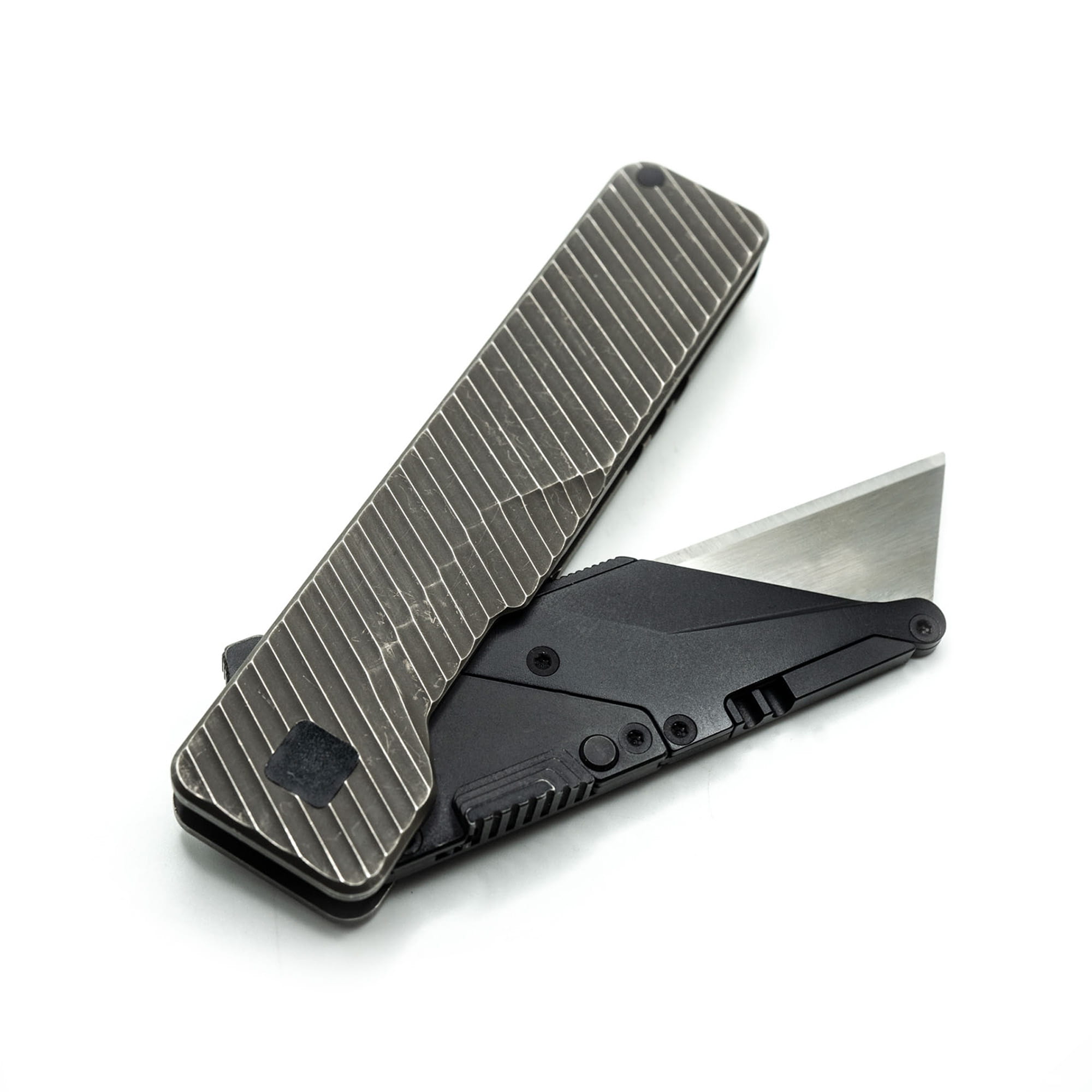 TiRant ULTRA HotSwap™ Quick-Release RAZOR Blade Holder (Jet-Black & Contoured Tempered Stainless) Straight Choil + W/Micro-Jimping - Image 9