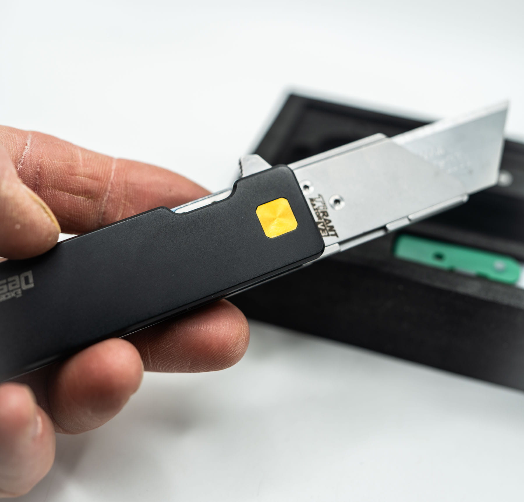 ITEM #11B — TiRant RAZOR V3 Jet-Black RH + Cobalt Blue Custom WASH LH Handle + Gold Hardware Blem + Mini Clip / Stonewash Holder (6AL-4V Ti + Box Kit) 9/10 BLEM / RARE WASH + CONTRAST — Only One Available - Image 6