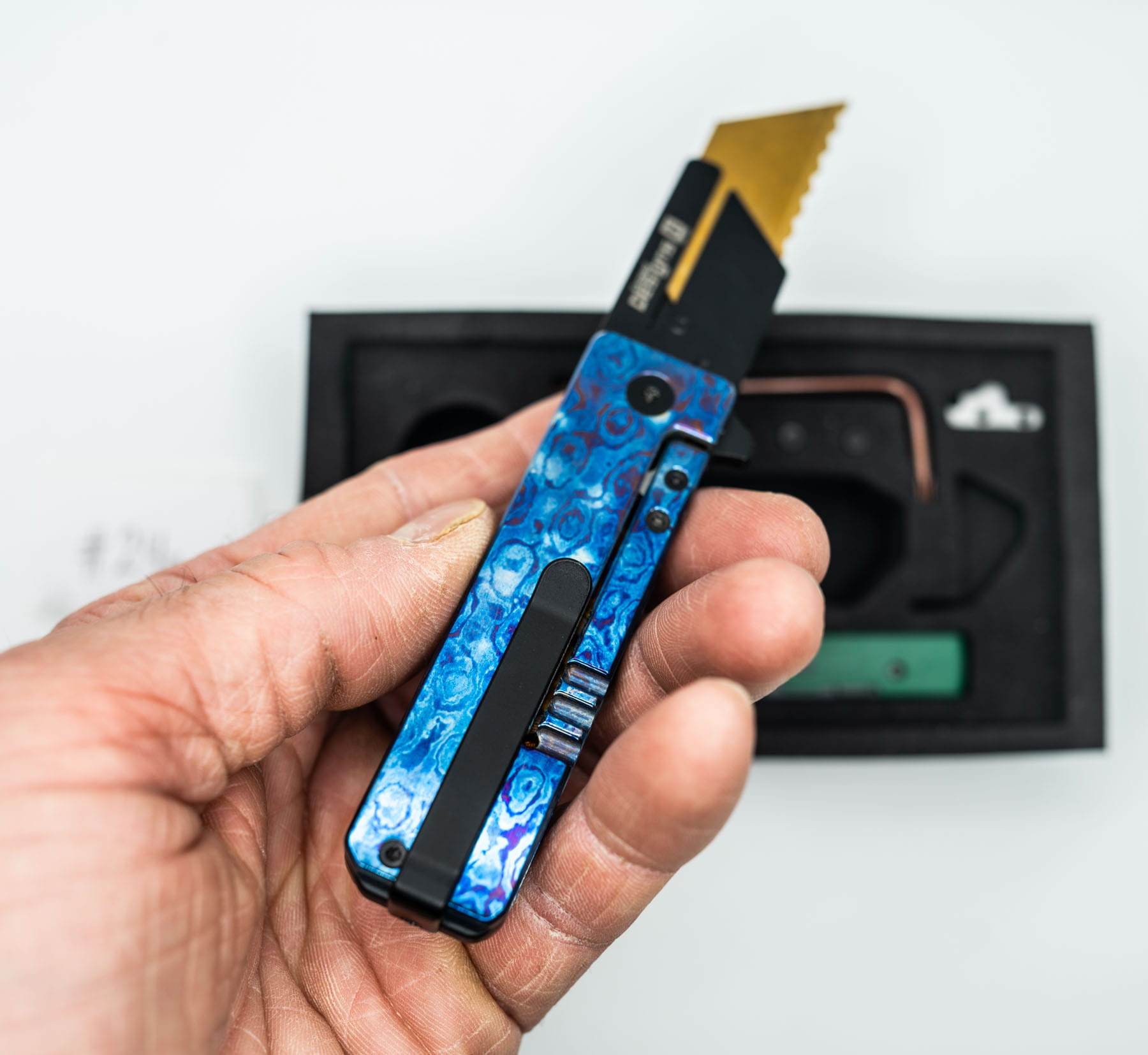 ITEM #24B — TiRant RAZOR V3 RARE TiMascus Edition W/Jet-Black Hardware + W/Titanium Milled PRO Clip (Solid TiMascus + Box Kit) 9/10 BLEM / RARE — Only One Available - Image 7