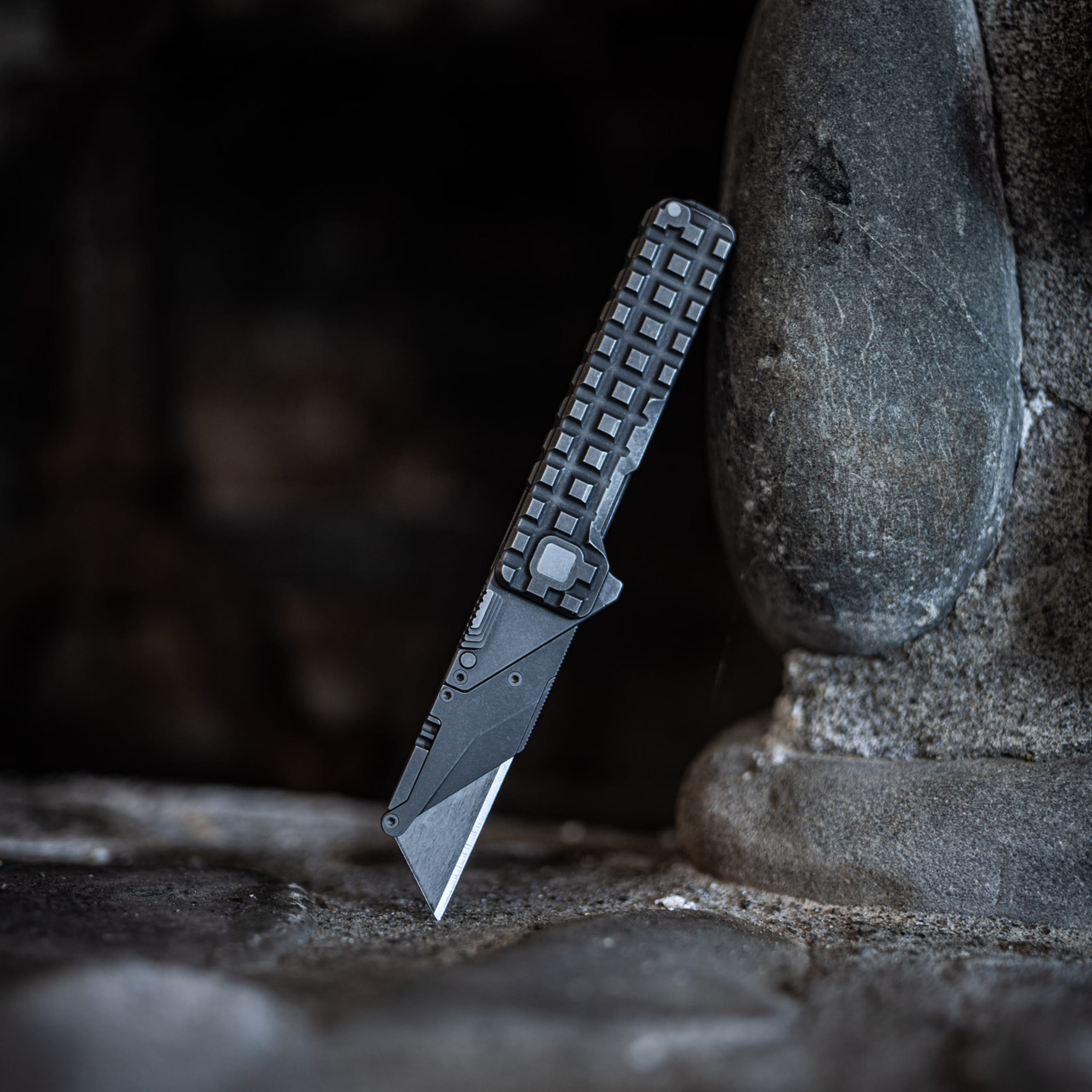 TiRant® ULTRA Utility Knife W/HotSwap™ Blade Replacements (Stonewashed 6AL-4V Titanium) FULL FRAG Milled W/Frag Pattern Matched 'Integral-like' Back Spacer - Image 14