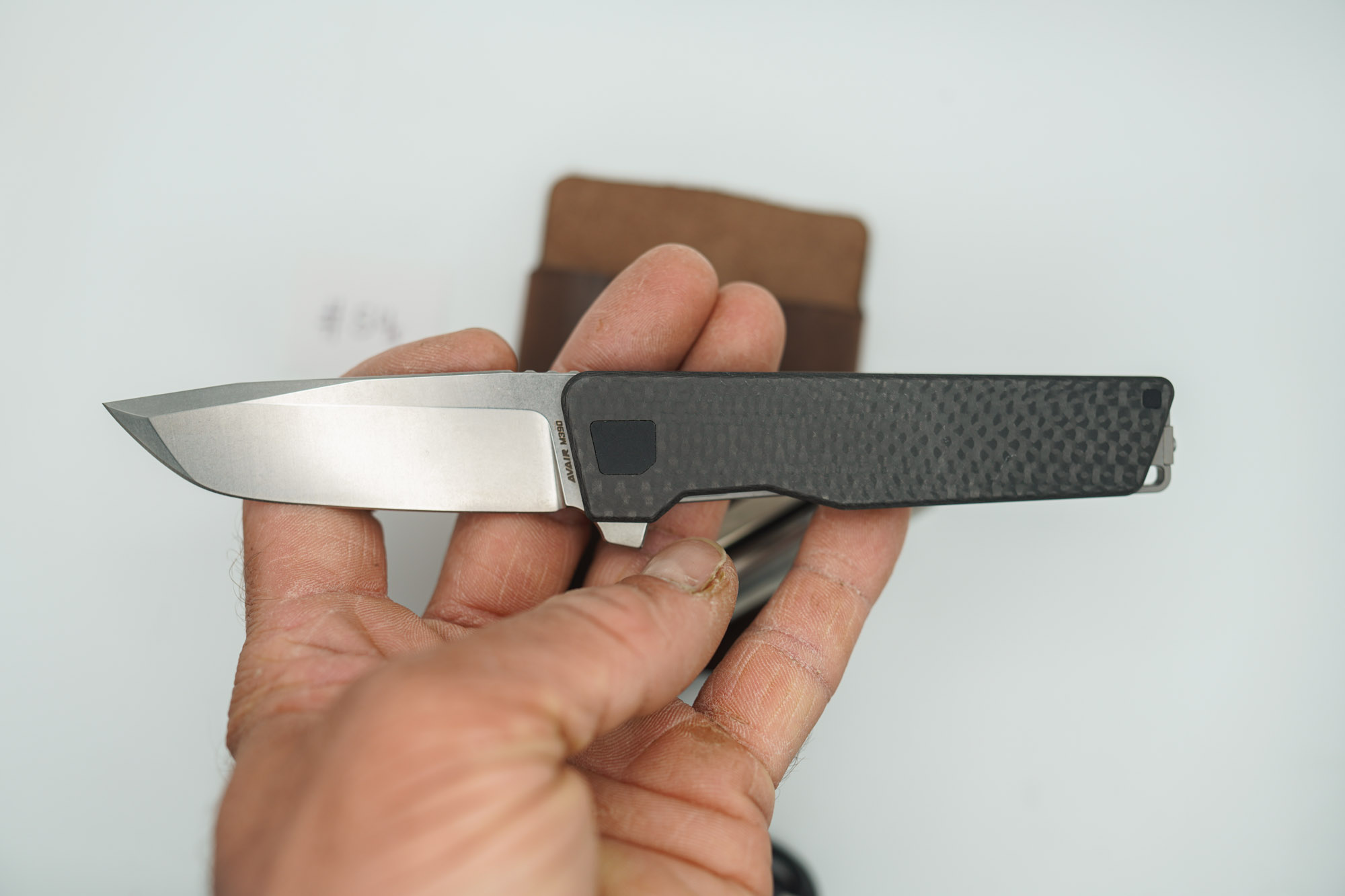 BUILD #54s Combo — Condition 10/10 — AVAIR M390 W/Carbon Fiber Contoured RH Scale (Rare Pre Thousands Serialized "BUILD 999") + Installed SKIFF Bearings + 10/10 Rampant R4 519a Titanium Flashlight In RAW Machined Finish W/Long Machined Clip + R4 SAPPHIRE GLASS Upgraded Lens + 9/10 Prototype Dark Brown V1 FieldPro Pocket Organizer - Image 8