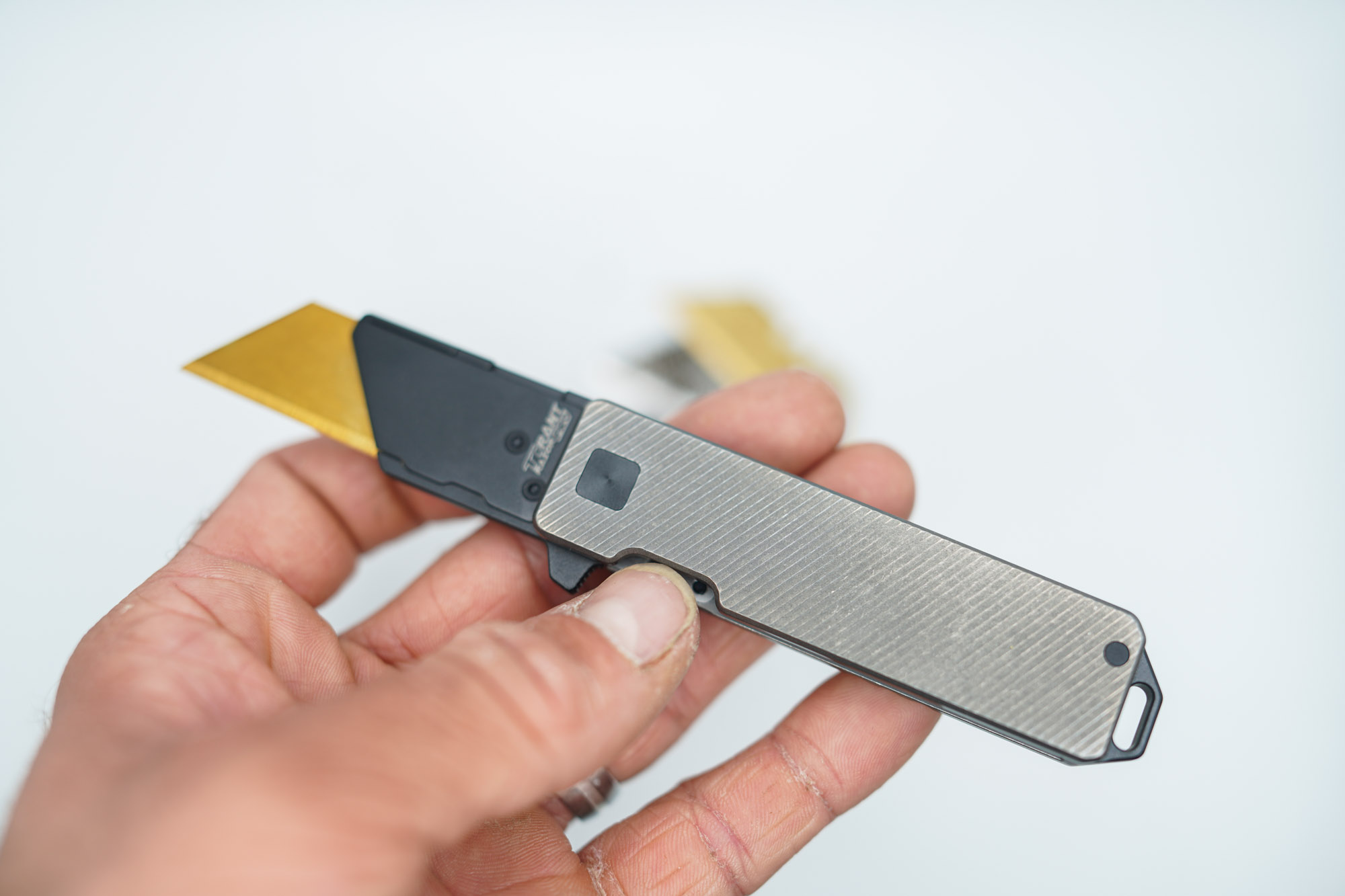 BUILD #152 — Condition 10/10 — TiRant RAZOR V3 Stonewashed Titanium + Jet-Black PVD + USA-Milled 'Micro-Slash' RH Handle + 38MM Mini Clip + 3X Custom Laser Engraved Razor Blades From The ToolRoom - Image 4