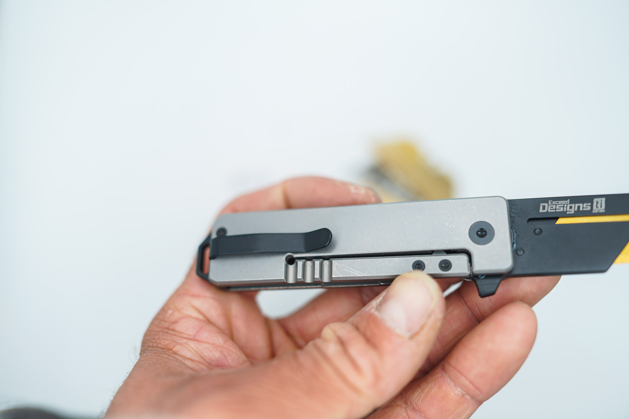 BUILD #154 — Condition 9/10 — TiRant RAZOR V3 Stonewashed Titanium + Jet-Black PVD + USA-Milled RARE FRAG RH Handle + 38MM Mini Clip + 3X Custom Laser Engraved Razor Blades From The ToolRoom - Image 7