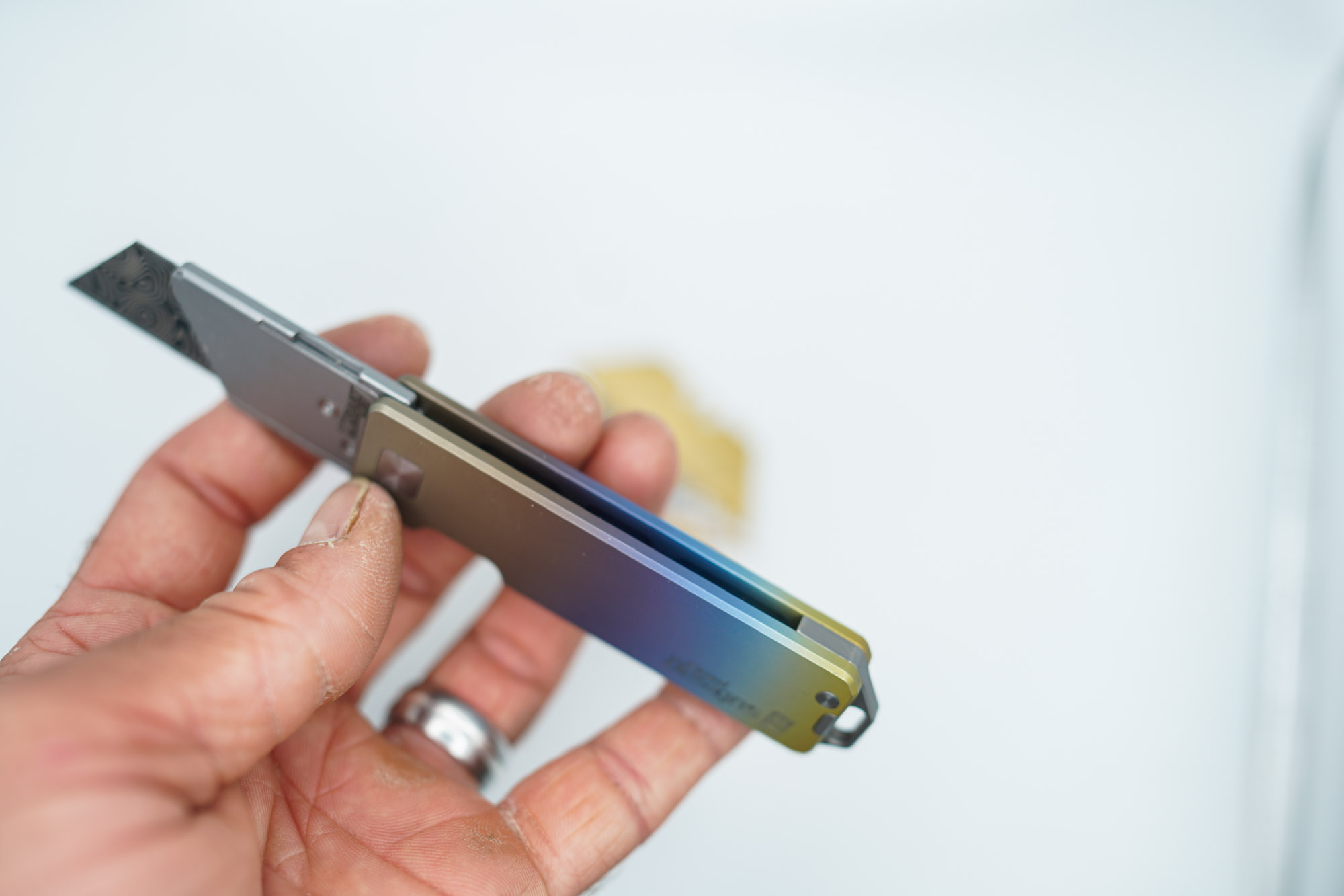 BUILD #161 — Condition 8/10 — TiRant RAZOR V3 + RARE Hand-Applied Custom Color Fade Anodization + 3X Custom Laser Engraved Razor Blades From The ToolRoom - Image 4