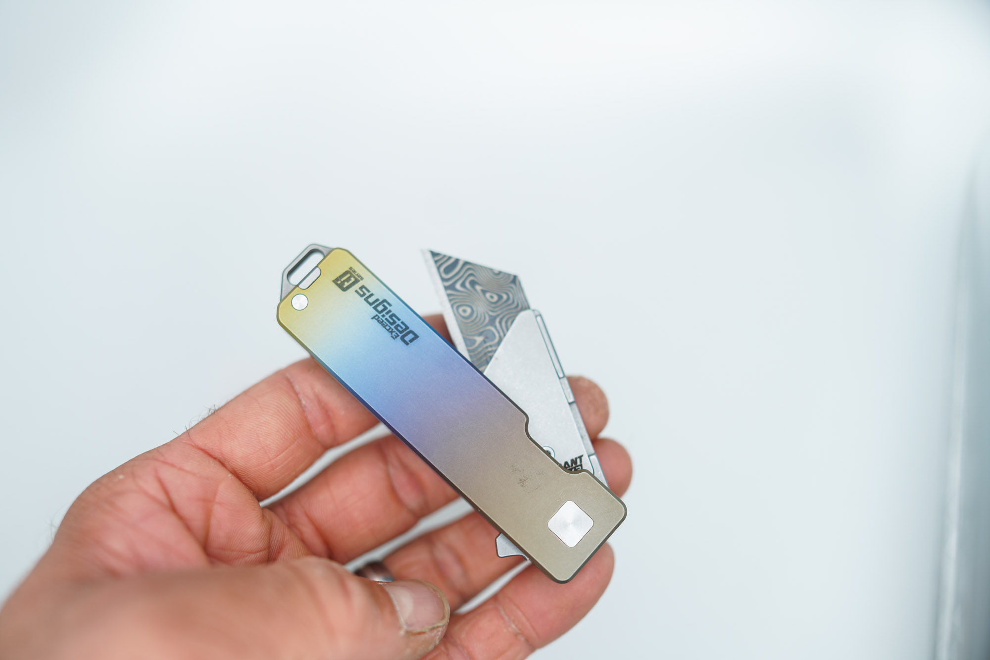 BUILD #161 — Condition 8/10 — TiRant RAZOR V3 + RARE Hand-Applied Custom Color Fade Anodization + 3X Custom Laser Engraved Razor Blades From The ToolRoom - Image 9